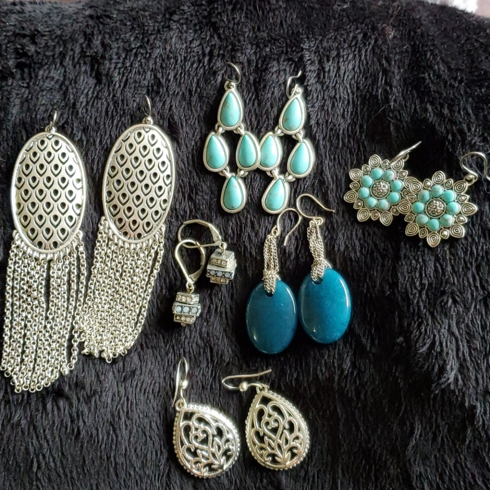 Six pairs of earrings bundle